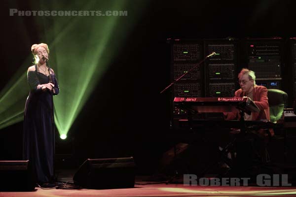 KLAUS SCHULZE - LISA GERRARD - 2009-09-23 - PARIS - La Cigale - Lisa Gerrard